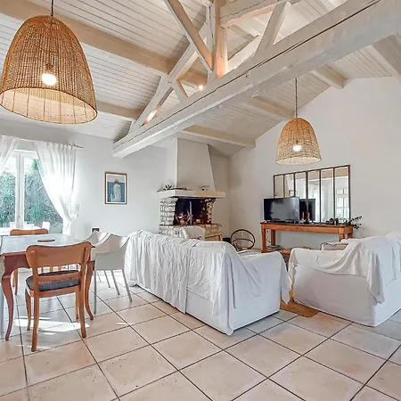 Charmante Maison Avec Piscine