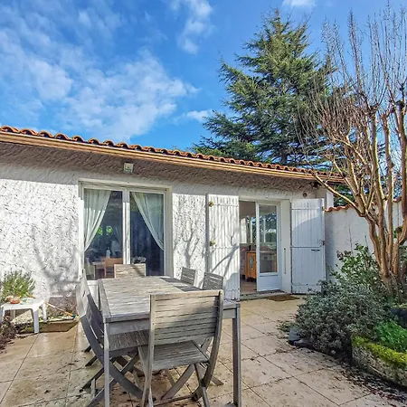 Charmante Maison Avec Piscine سانت باليه سور مير
